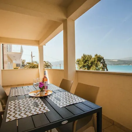 Sara Apartment Trogir