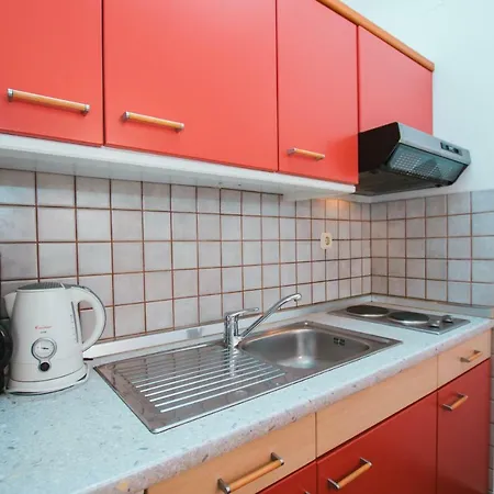 Sara Apartment *