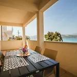 Sara Apartamento Trogir