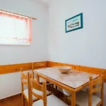 Sara Apartament