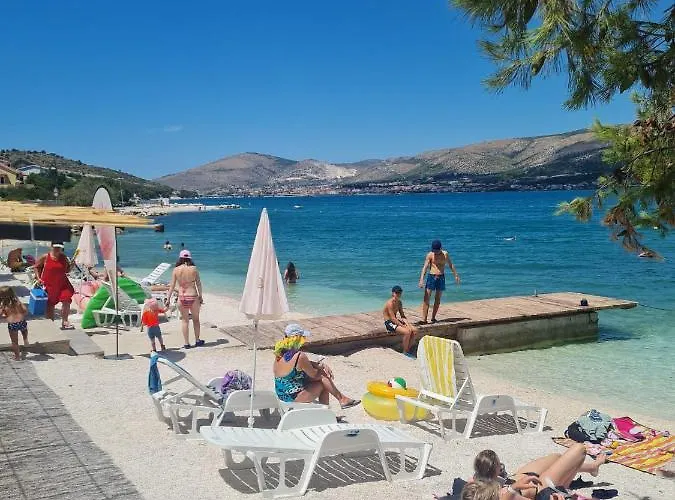 Sara Апартаменти *